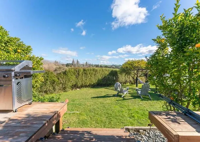 Huia Nest - Walk To Golf & Stadium Sleeps 8 Сasa de vacaciones