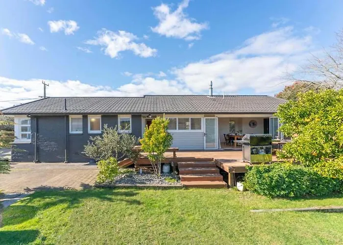 Huia Nest - Walk To Golf & Stadium Sleeps 8 Сasa de vacaciones Rotorua